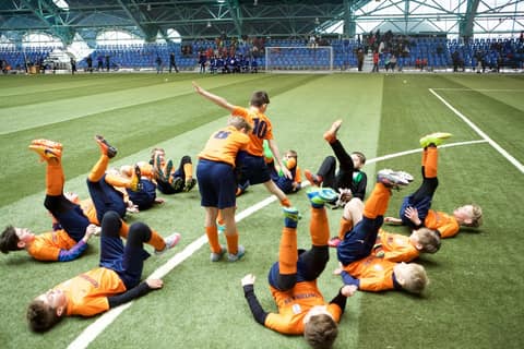 «УЛЫБКА «ФОРТУНЫ» - 2016» (2005)