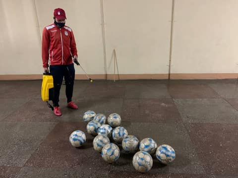ДЕНЬ ЗА ДНЕМ. СУББОТА: НАШ ОРАНЖЕВО-СИНИЙ УРОВЕНЬ БЕЗОПАСЕН!