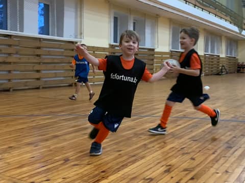 ДЕНЬ ЗА ДНЕМ. УИК-ЭНД: АДАПТАЦИЯ НОВИЧКОВ РАДУЕТ