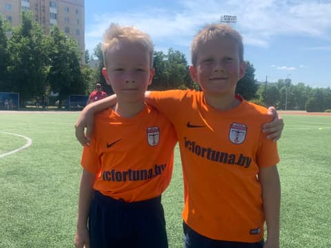 ДЕНЬ ЗА ДНЕМ. СУББОТА: ГОЛЫ КАК САЛЮТ НАШИМ ДЕДАМ И ПРАДЕДАМ!