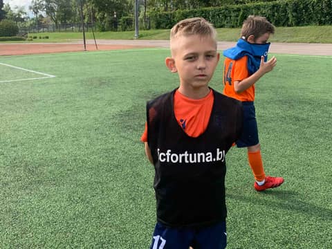 ДЕНЬ ЗА ДНЕМ. ПОНЕДЕЛЬНИК: ЗАБИРАЙ ПОЦЕЛУИ ГОРЯЧЕГО ЛЕТА...