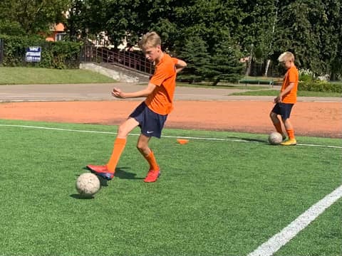 ДЕНЬ ЗА ДНЕМ. ПОНЕДЕЛЬНИК: ЗАБИРАЙ ПОЦЕЛУИ ГОРЯЧЕГО ЛЕТА...