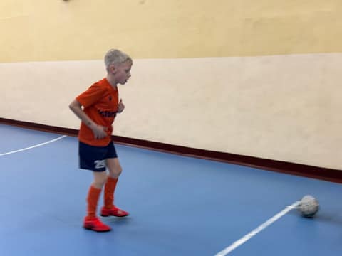 ДЕНЬ ЗА ДНЕМ: СНОВА ВСЕ В СТРОЮ ПОСЛЕ КАНИКУЛ...