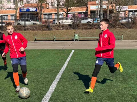ДЕНЬ ЗА ДНЕМ: ЕСЛИ ВЫ ХОТИТЕ ВЫРАСТИТЬ ХОРОШИХ ДЕТЕЙ, ТРАТЬТЕ НА НИХ В ДВА РАЗА МЕНЬШЕ ДЕНЕГ И В ДВА РАЗА БОЛЬШЕ ВРЕМЕНИ...