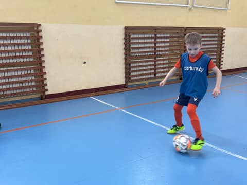 ДЕНЬ ЗА ДНЕМ: ДЕРЖИТЕСЬ, ПАРНИ, СКОРО ЛЕТО...