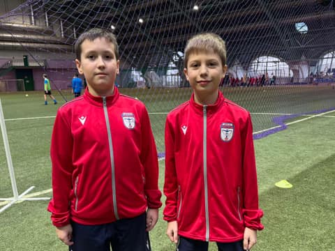 ДЕНЬ ЗА ДНЕМ: ВОСПИТАННИК "ФОРТУНЫ", ПОМНИ, ЧТО ТВОЯ ЦЕННОСТЬ ЧЕЛОВЕЧЕСКАЯ ВОВСЕ НЕ ЗАВИСИТ ОТ ТОГО, НАСКОЛЬКО ЗДОРОВО ТЫ ПОПАДАЕШЬ ПО МЯЧУ...