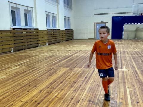 ДЕНЬ ЗА ДНЕМ: ВСЕ НОРМАЛЬНО У ФУТБОЛИСТА, МАМА...