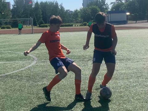 ДЕНЬ ЗА ДНЕМ: ВАМ НЕ НУЖНО ВИДЕТЬ ВСЮ ЛЕСТНИЦУ. ПРОСТО СДЕЛАЙТЕ ПЕРВЫЙ ШАГ...