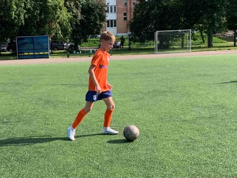 ДЕНЬ ЗА ДНЕМ: КТО ЛЕТОМ В РАБОТЕ, ТОТ ОСЕНЬЮ В ИГРЕ...