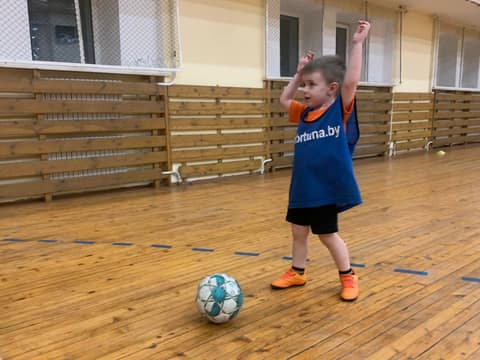 ДЕНЬ ЗА ДНЕМ: ЕСЛИ КАЖДЫЙ УИК-ЭНД КРАСАВЧИКА ПОСВЯЩЕН ЛЮБИМОЙ ИГРЕ, ЗНАЧИТ,  КРАСАВЧИК ТОЧНО ЗАНИМАЕТСЯ В "ФОРТУНЕ"...