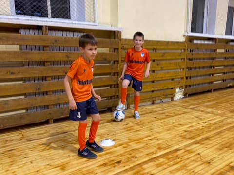 ДЕНЬ ЗА ДНЕМ: ЧТО МОЖЕТ БЫТЬ ЛУЧШЕ ТРЕНИРОВКИ В КАНИКУЛЫ?