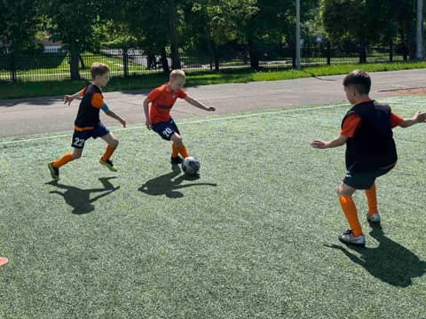 ДЕНЬ ЗА ДНЕМ: ПРИЕМ ТЕСТОВ ЗАФИКСИРОВАЛ НЕСКОЛЬКО РЕКОРДОВ.  ВРАТАРЬ ИВАН 2014 ГОДА РОЖДЕНИЯ ПРЫГНУЛ В ДЛИНУ С МЕСТА НА 240 СМ! ТОЧНО БУДЕТ ИГРАТЬ...
