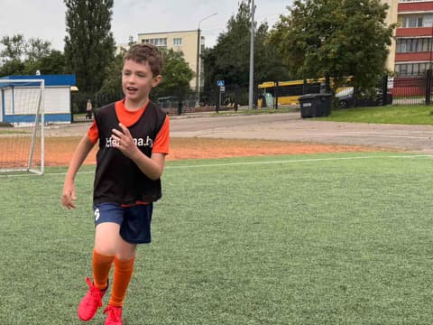 ДЕНЬ ЗА ДНЕМ: ЛЮБОВЬ К ДЕТЯМ НЕ ДОЛЖНА ЗАВИСЕТЬ ОТ СЧЕТА НА ТАБЛО...