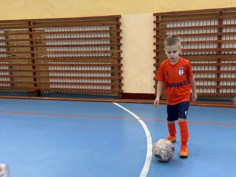 ДЕНЬ ЗА ДНЕМ: КОГДА ЕГО РОЖАЛИ, ВСЕ ВРАТАРИ  ДРОЖАЛИ!