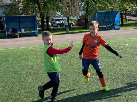 ДЕНЬ ЗА ДНЕМ: МАЙ - БИЛЕТ В ОБЪЯТЬЯ ЛЕТА...