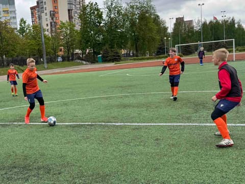 ДЕНЬ ЗА ДНЕМ: НЕЛАСКОВЫЙ МАЙ...