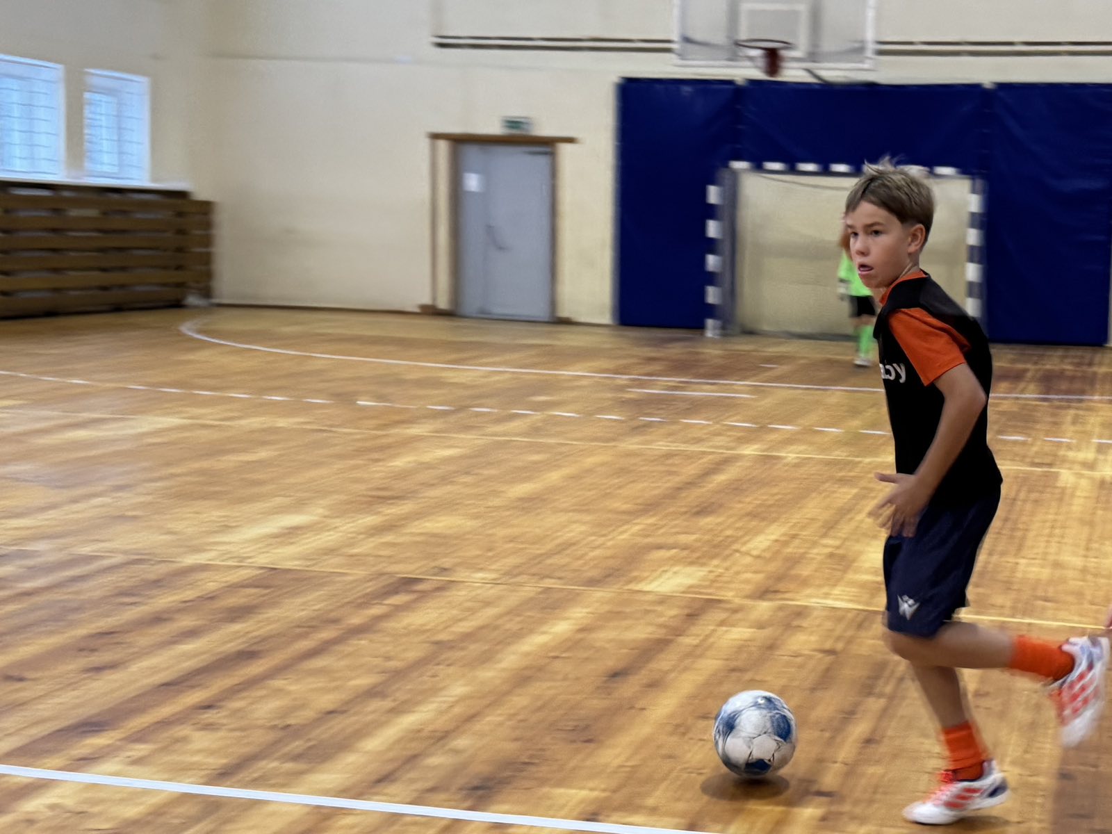 ДЕНЬ ЗА ДНЕМ: ДЕЛЯСЬ РАДОСТЬЮ, ГЛАВНОЕ - НЕ ОГОРЧИТЬ...